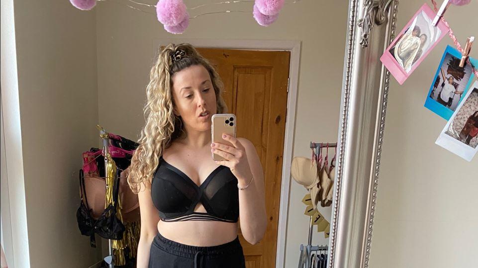 Top tips to the perfect mirror selfie! – Curvy Kate CA