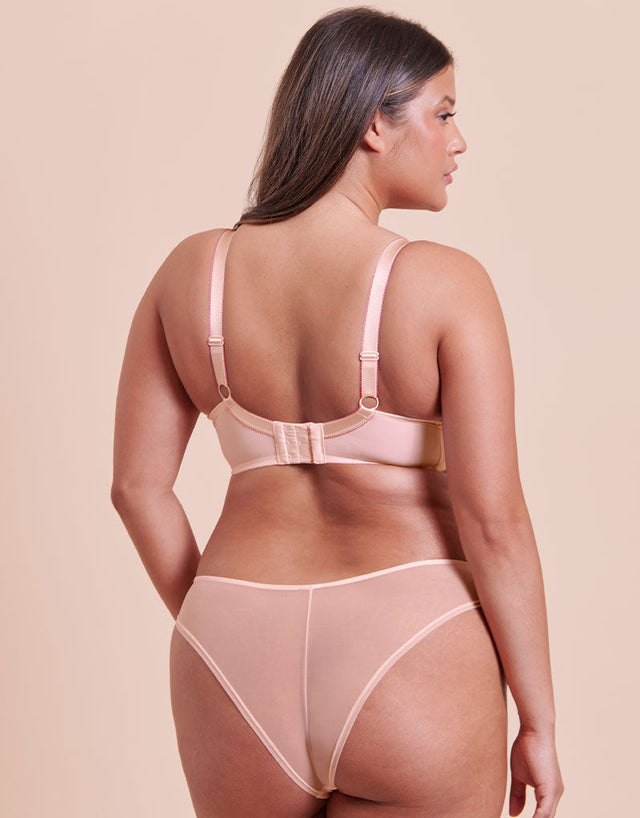 Curvy Kate Lightstyle Scallop Plunge Bra Blush Pink