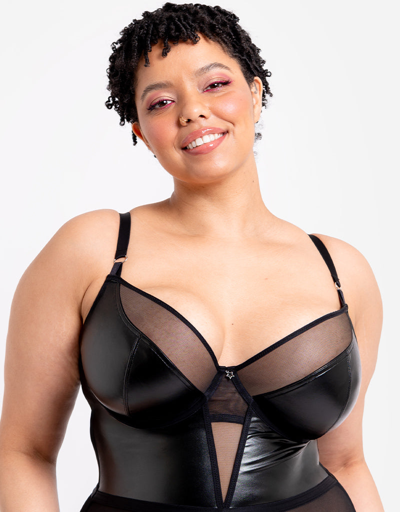 Scantilly Icon Plunge Strapless Padded Body Black – Curvy Kate UK
