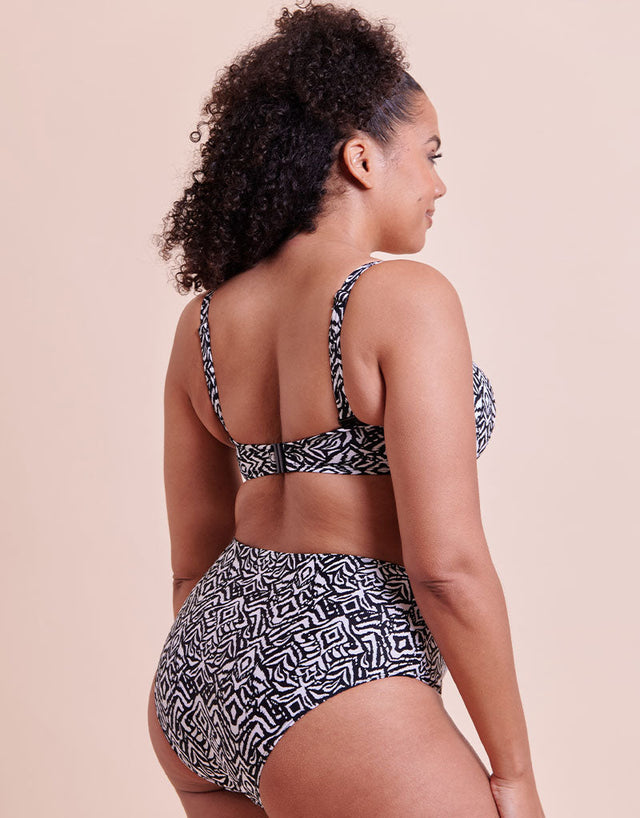 Curvy Kate Wild Horizon High Waist Bikini Brief Black Print