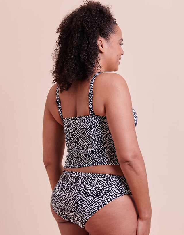 Curvy Kate Wild Horizon Non-Wired Multiway Tankini Top Black Print