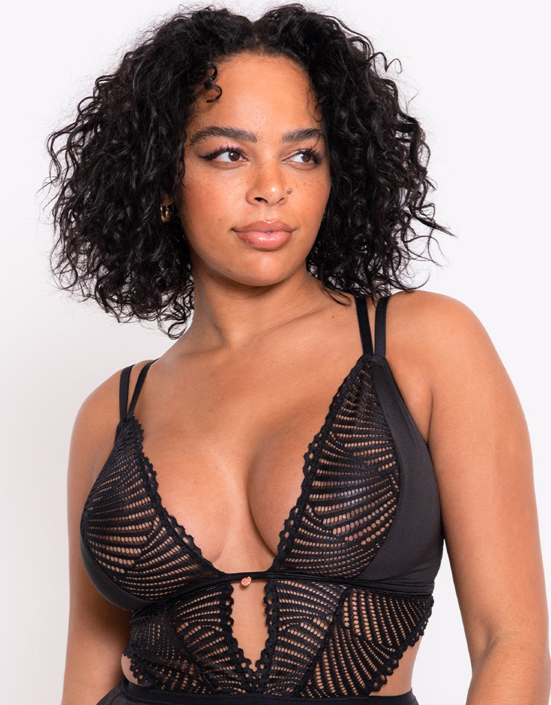 Sexy Plus Size Women Black Lace Teddy Lingerie - The Little Connection